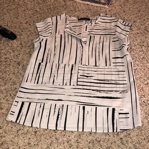 Ivanka Trump patterned top